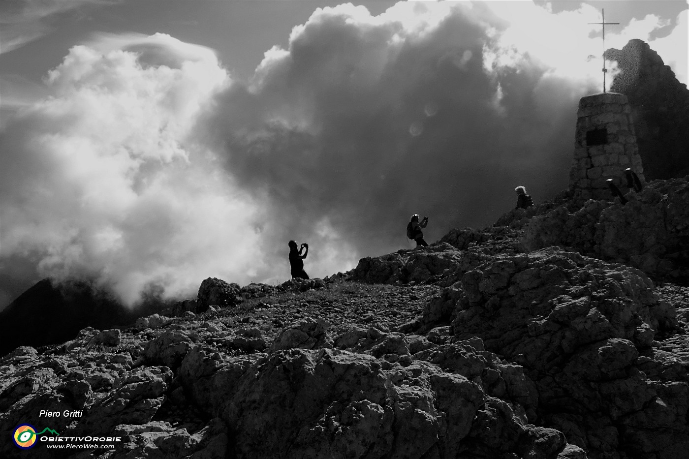 12 Controluce al Sasso Arduini (2582 m).JPG